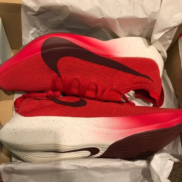 nike vapor street flyknit red